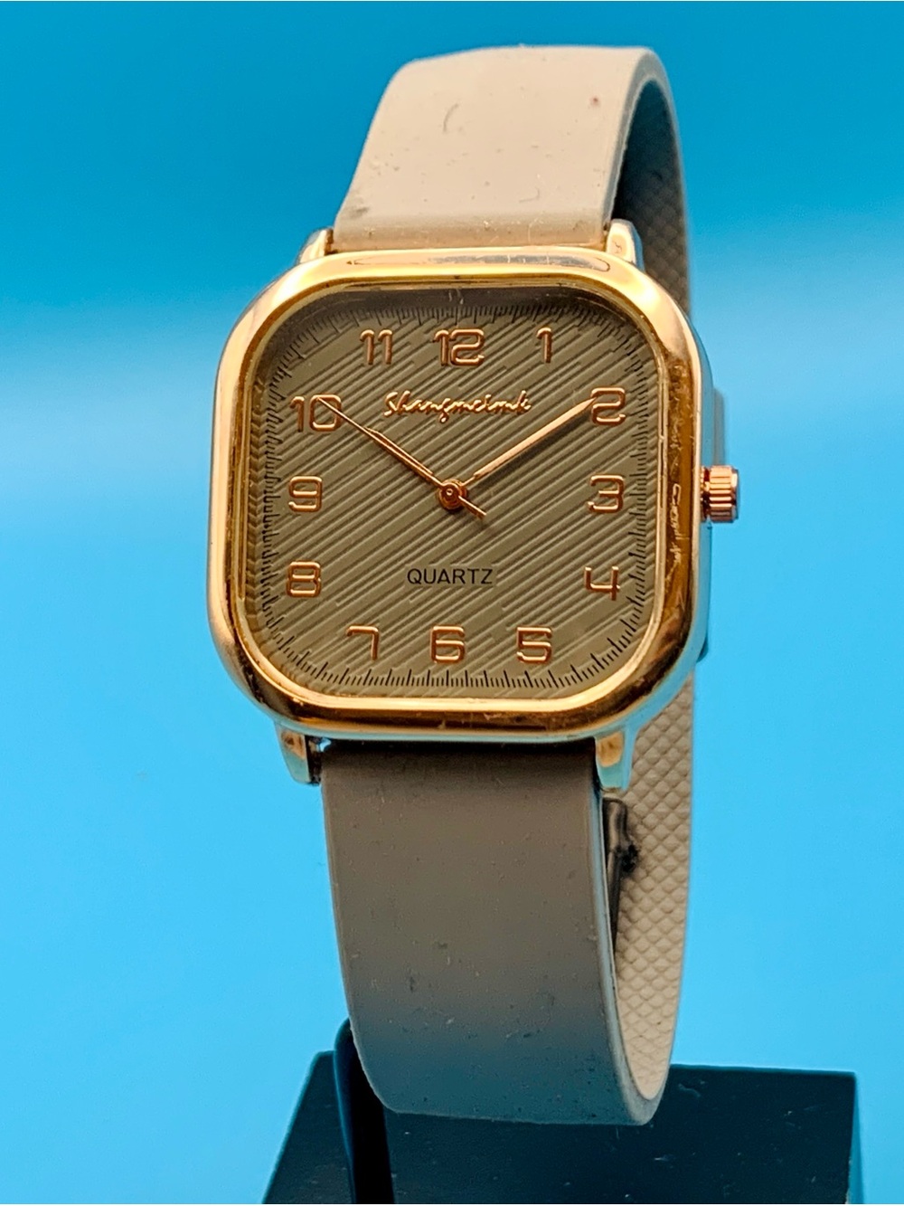 SHANGMEIMK LDR Men’s Fashion Quartz Wristwatch Rubber Strap Working